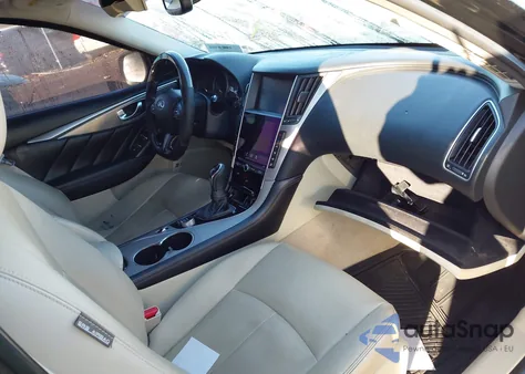 2015 Infiniti Q50 Premium z USA, uszkodzony, nr VIN JN1BV7AP7FM345237